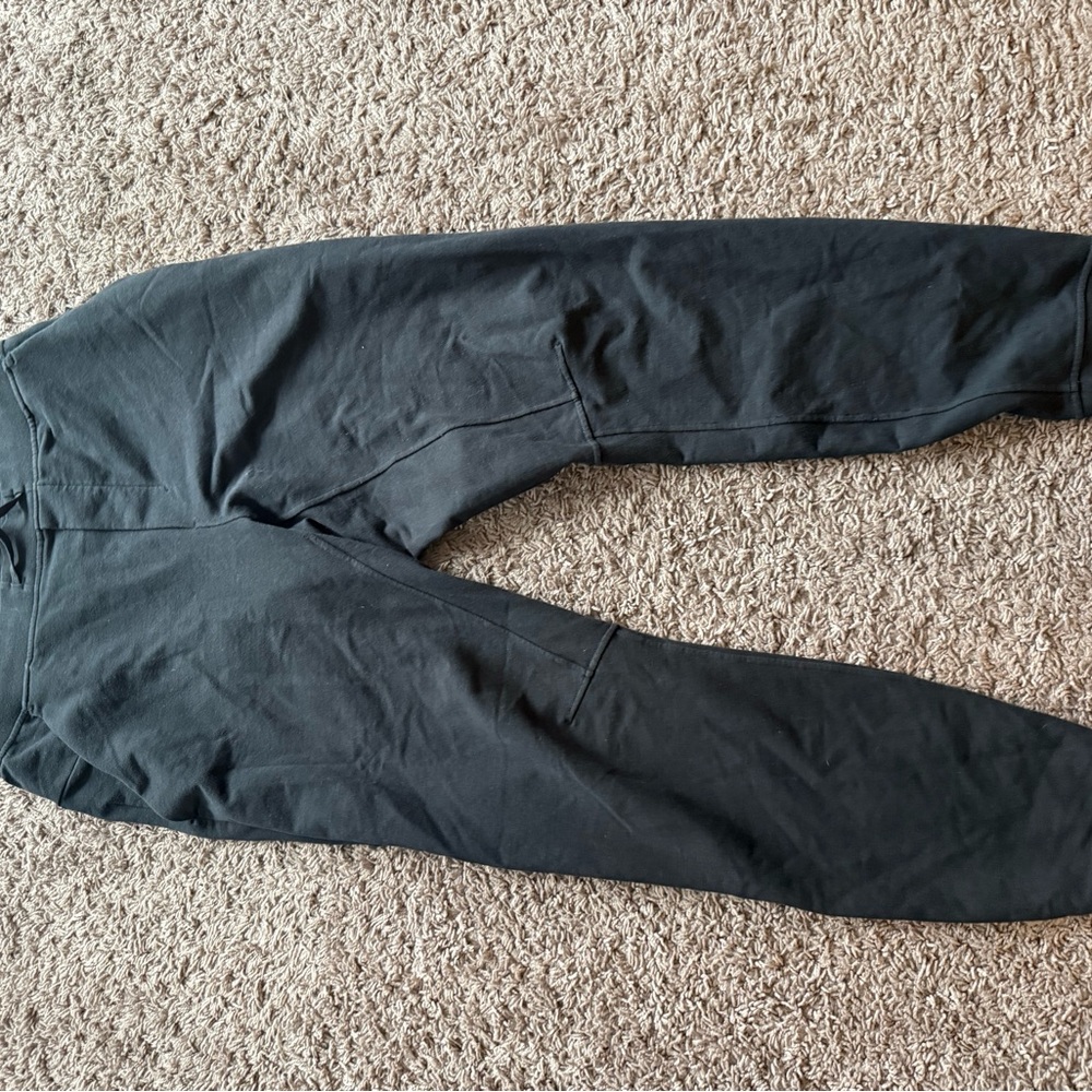Lululemon Black Sweatpants Relaxed Fit Joggers